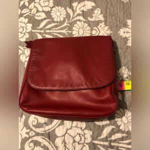 Elegant Red Leather Shoulder Bag